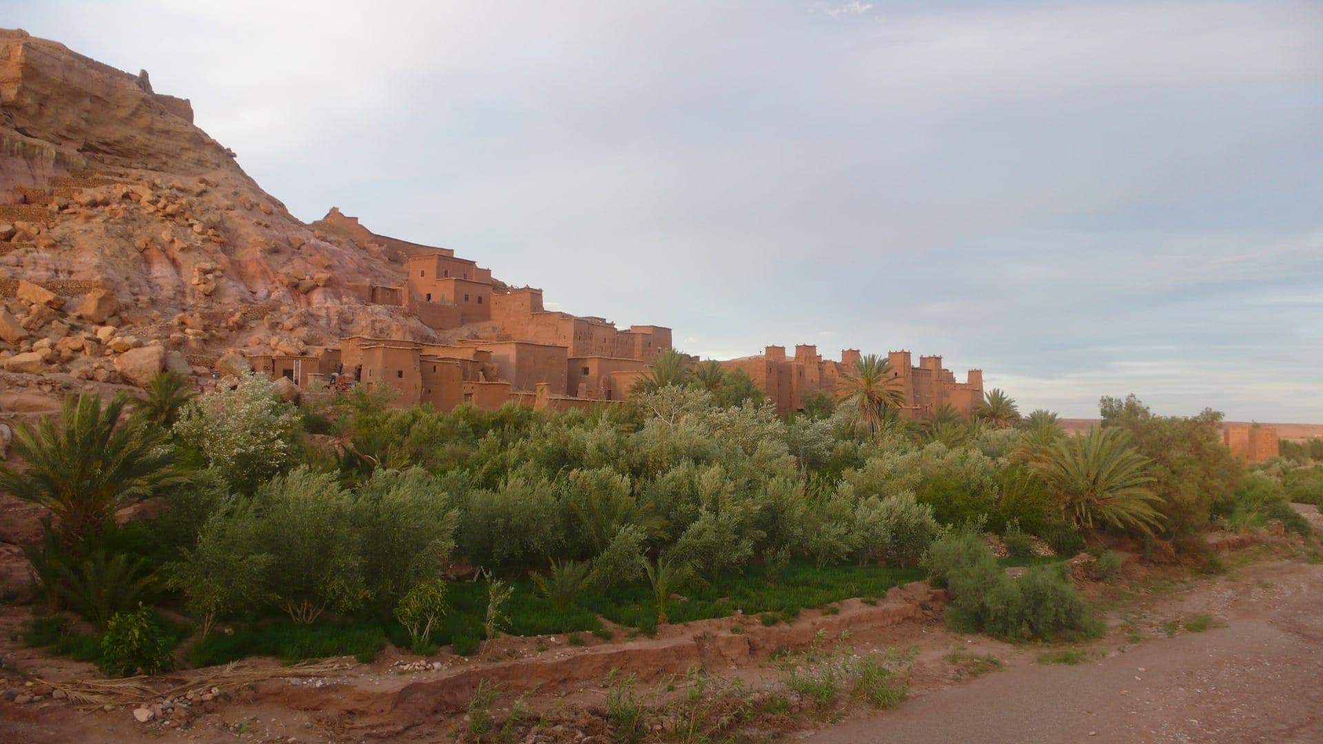 Palm groves and cultivated riverbank fields surrounding the ksar of Aït Benhaddou