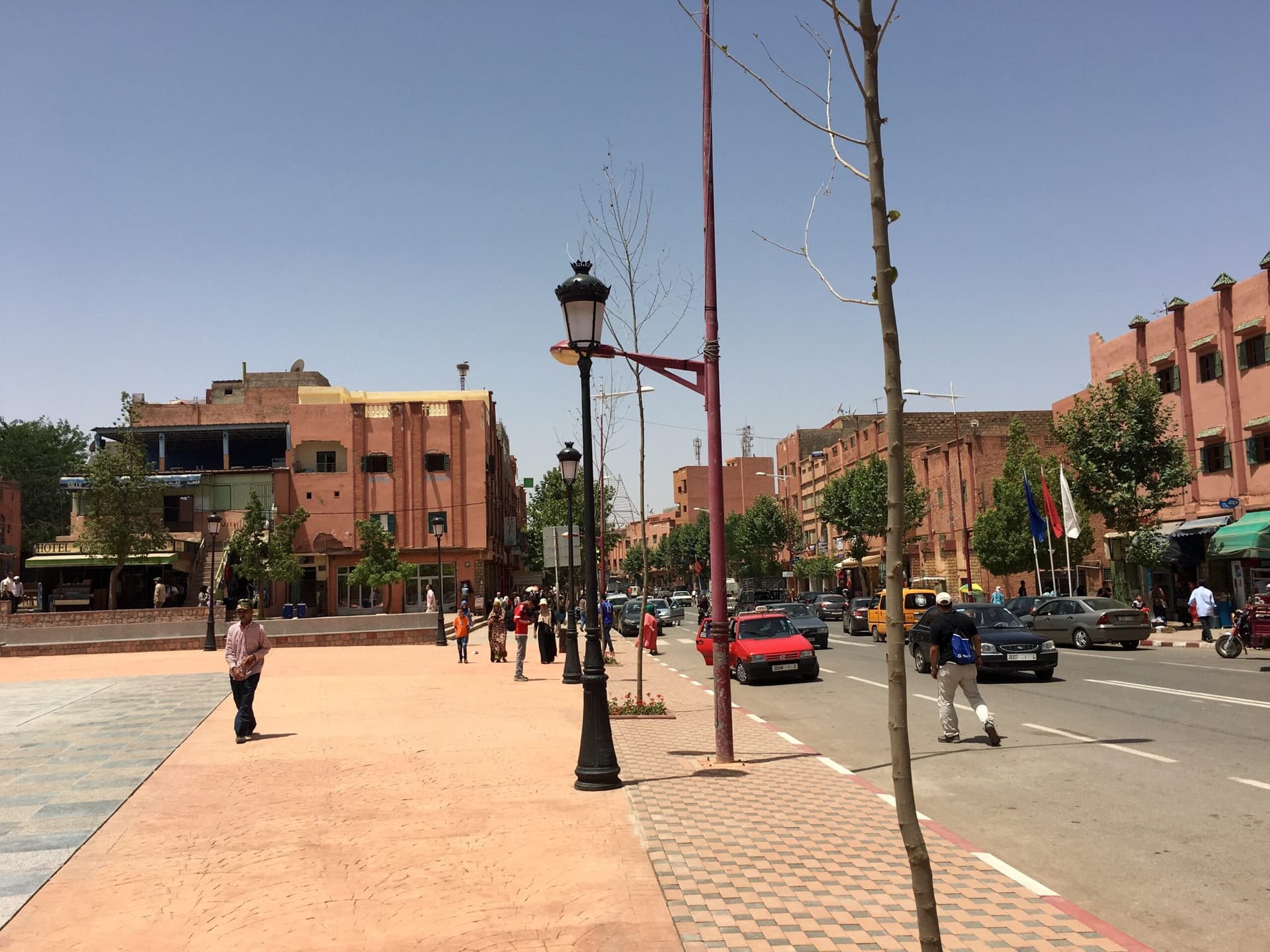 A view of Azilal along Avenue Hassan II
