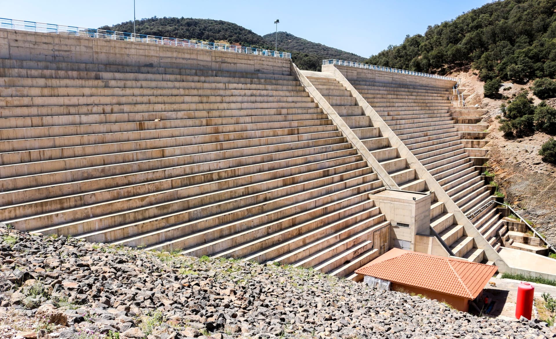 Michlifen Dam lake in the Middle Atlas near Azrou, Morocco