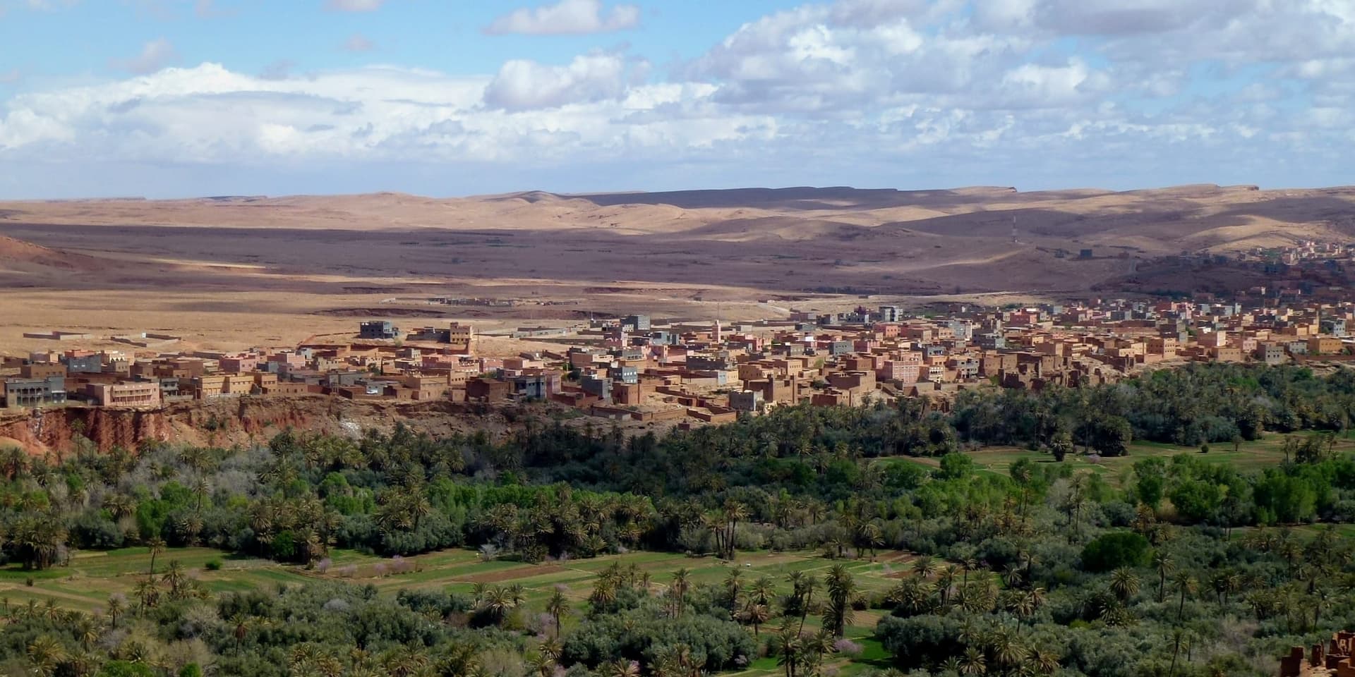 Historic mud-brick kasbah and ksar quarter of Tinghir