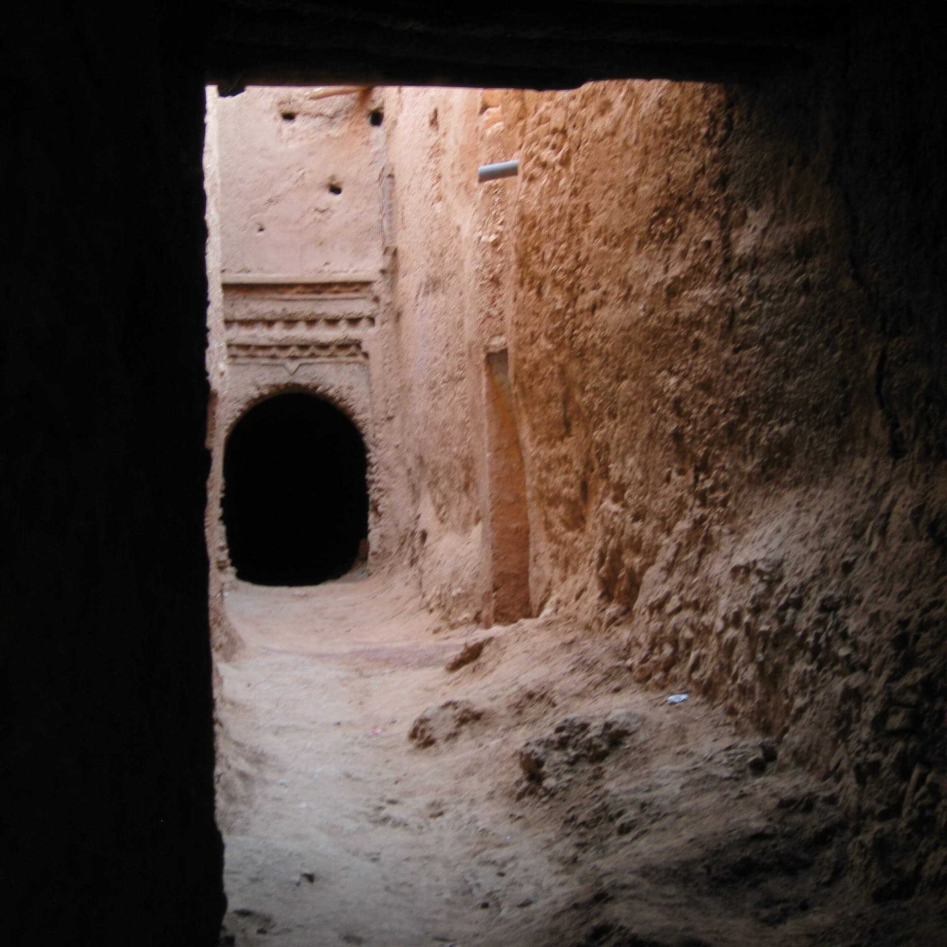 Narrow alleyway in the old Jewish Mellah quarter of Tinghir, Morocco