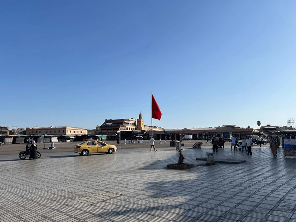 Quiet Jemaa el-Fna Square.jpg